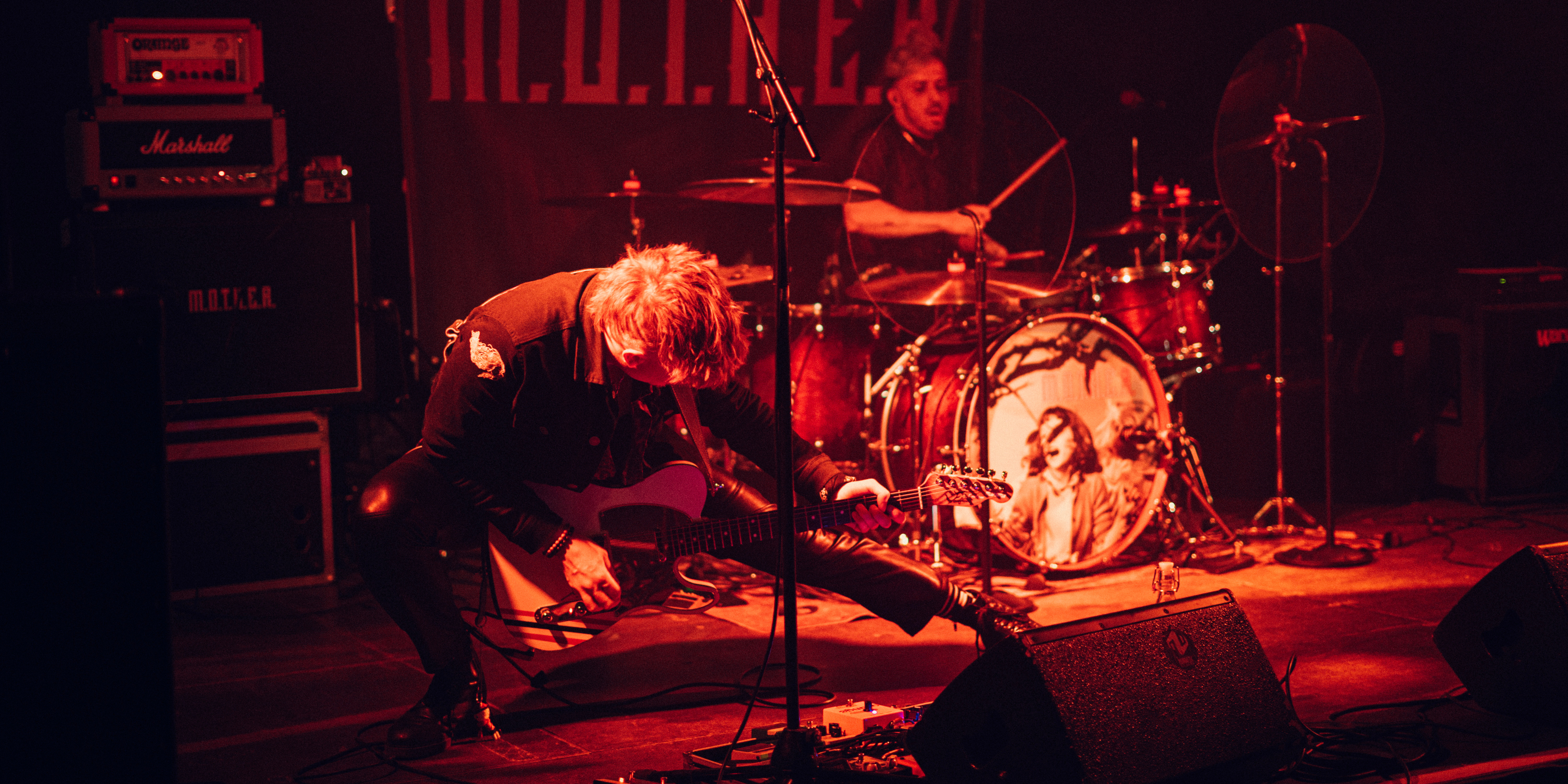 Header Slide